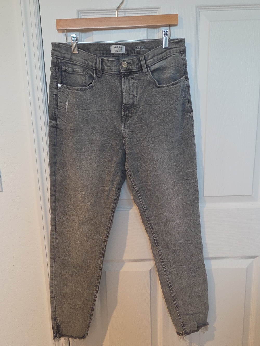High Rise Gray Skinny Jeans Vintage Wash Raw Hem Size 12/31